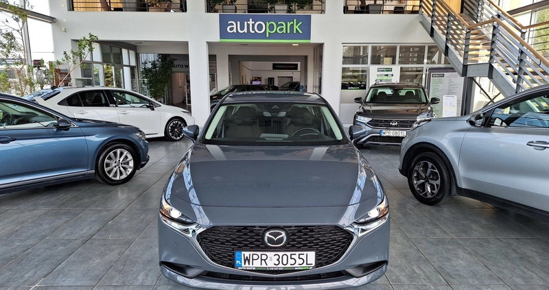 Mazda 3 cena 114900 przebieg: 29660, rok produkcji 2022 z Brzostek małe 781